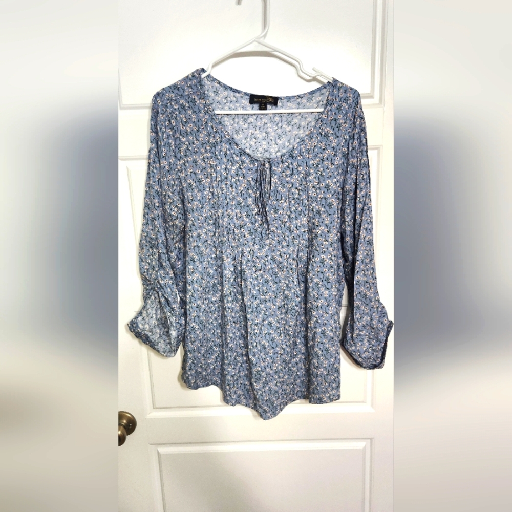 Floral Blue Women's Top